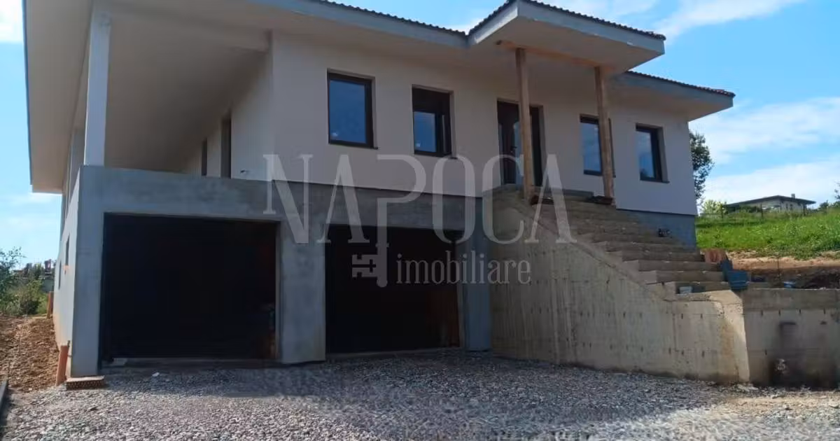 Casă individuală de vânzare cu 5 camere în Sălicea