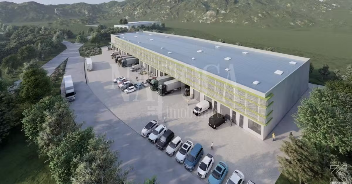 Teren Construcții intravilan de vânzare de 9900 mp, în Sânnicoară