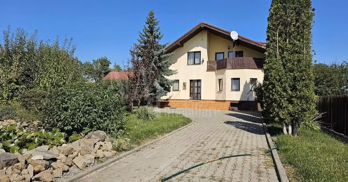 Casă individuală de vânzare cu 6 camere în Tureni