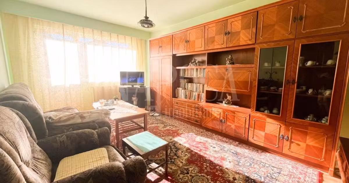 Apartament de vânzare cu 3 camere în zona Mănăștur, Cluj-Napoca