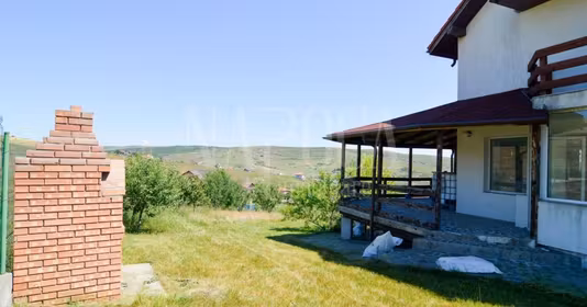 Casă Câmpenești