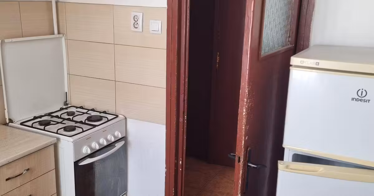 Apartament de vânzare cu 2 camere, mobilat în zona Terezian, Sibiu