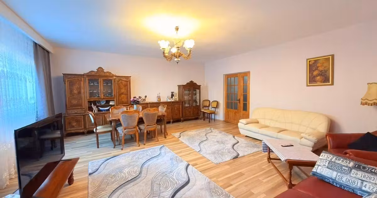 Casă individuală de vânzare cu 5 camere în zona Girocului, Timișoara