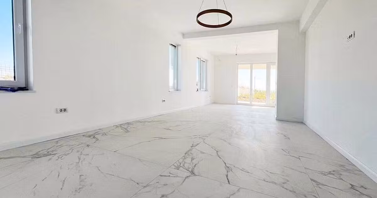 Duplex de vânzare cu 3 camere în Covaci