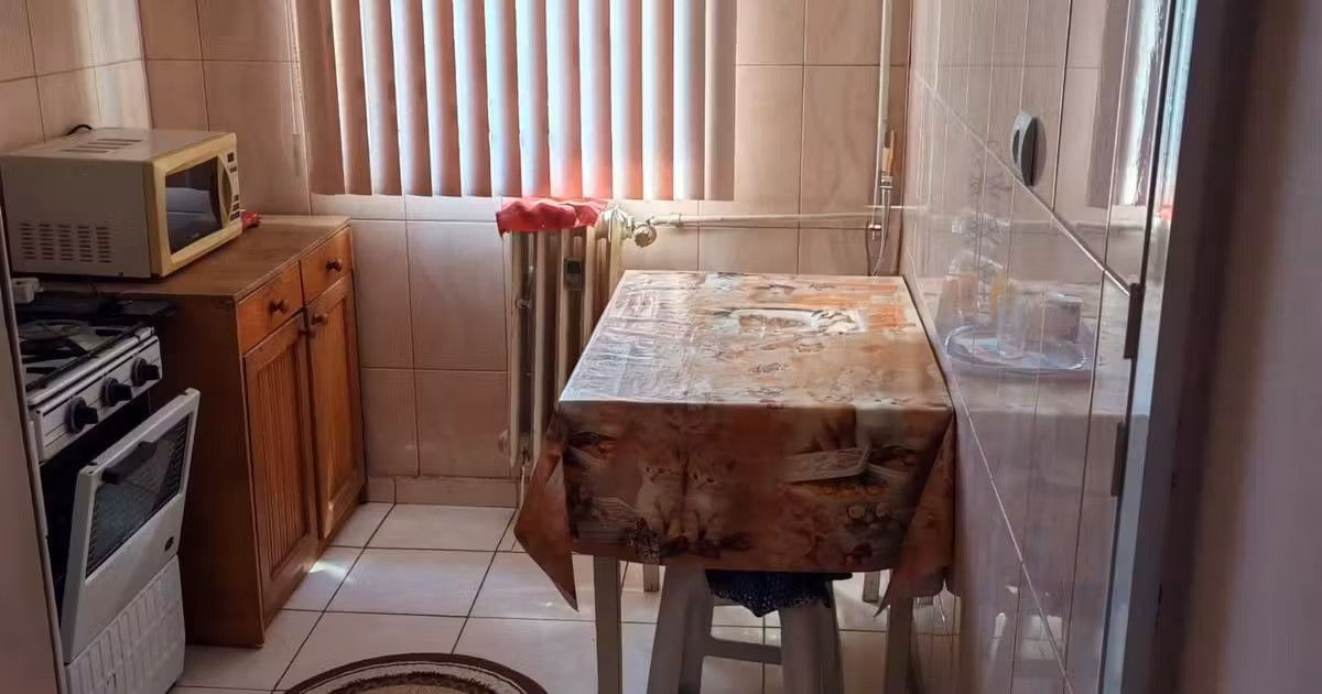 Apartament de vânzare cu 2 camere în zona Tomis III, Constanța