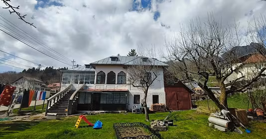 Casă Poiana Țapului