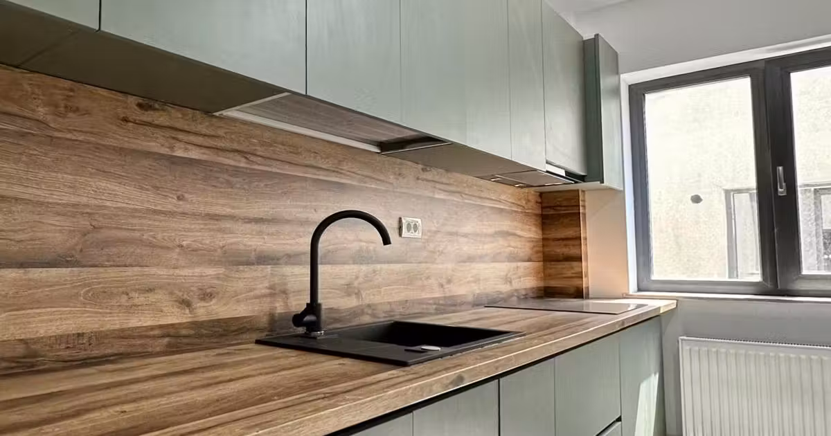 Apartament de vânzare cu 3 camere în zona Inel II, Constanța