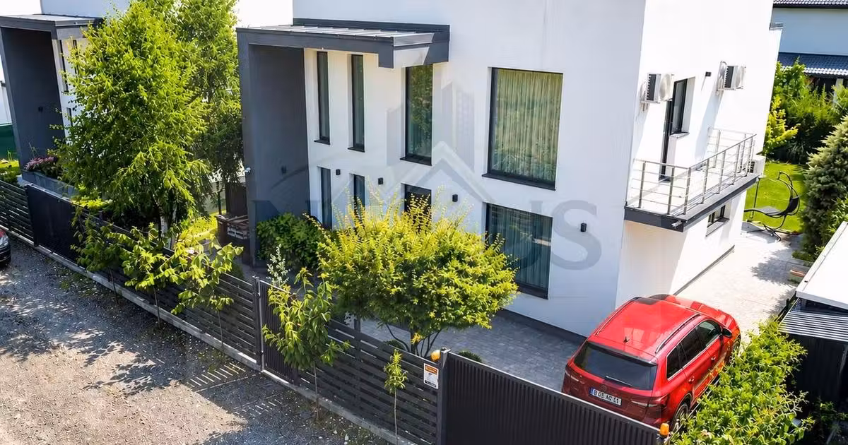 Casă individuală de vânzare cu 4 camere, mobilată în Berceni