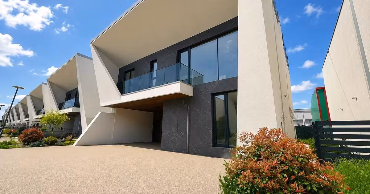 Casă individuală de vânzare cu 5 camere în zona Pipera, Sector 1