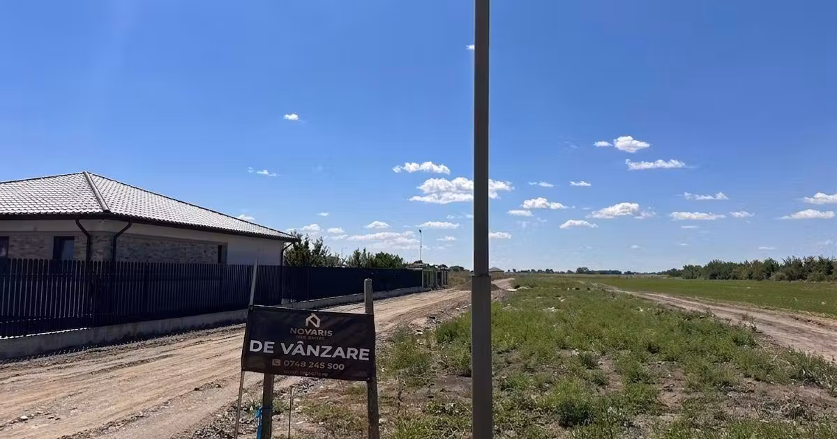Teren Construcții intravilan de vânzare de 580 mp, în Vânători