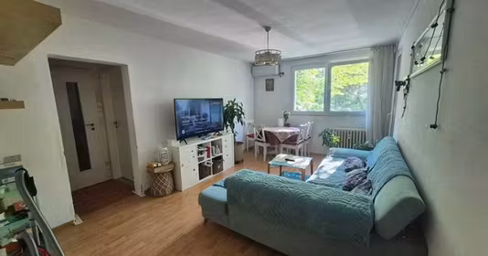 Apartament Titan