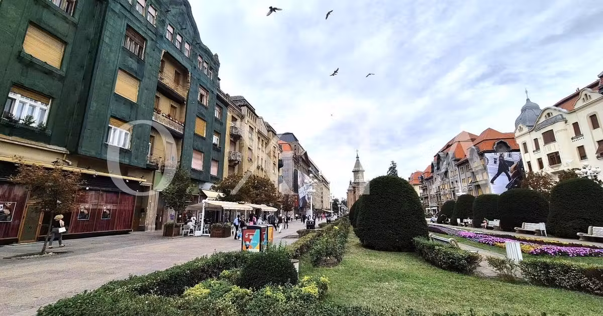 Apartament de vânzare cu 3 camere, mobilat în zona Central, Timișoara