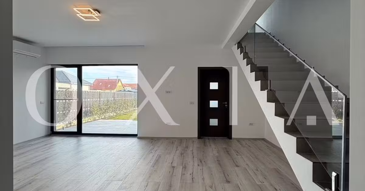 Casă individuală de vânzare cu 4 camere în Dumbrăvița
