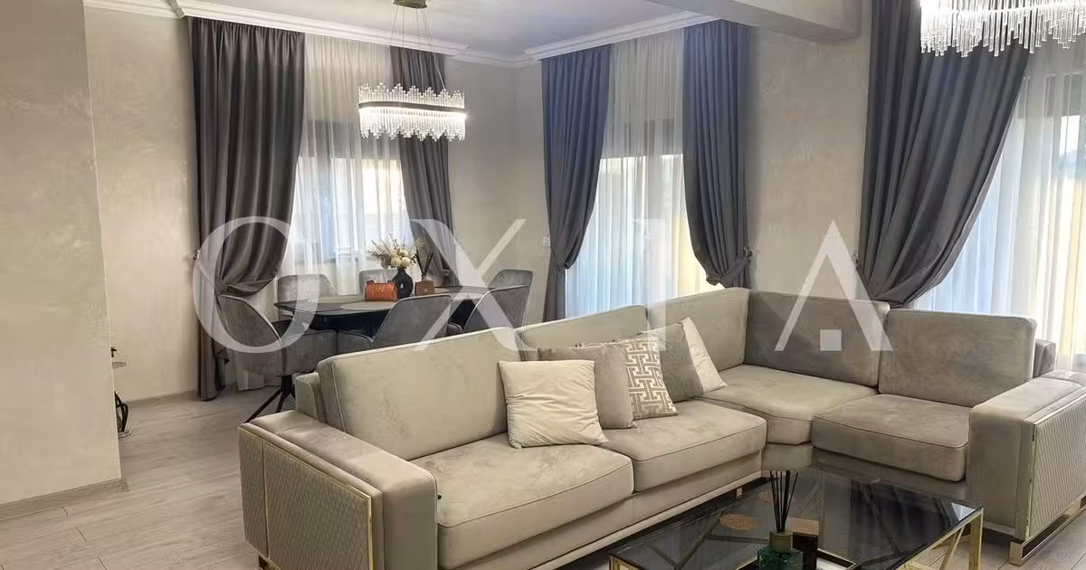 Duplex de vânzare cu 4 camere, mobilat în Dumbrăvița