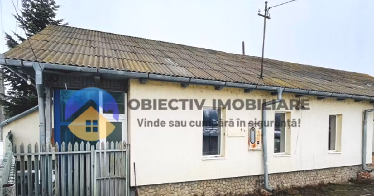 Casă individuală de vânzare cu 5 camere în Roznov