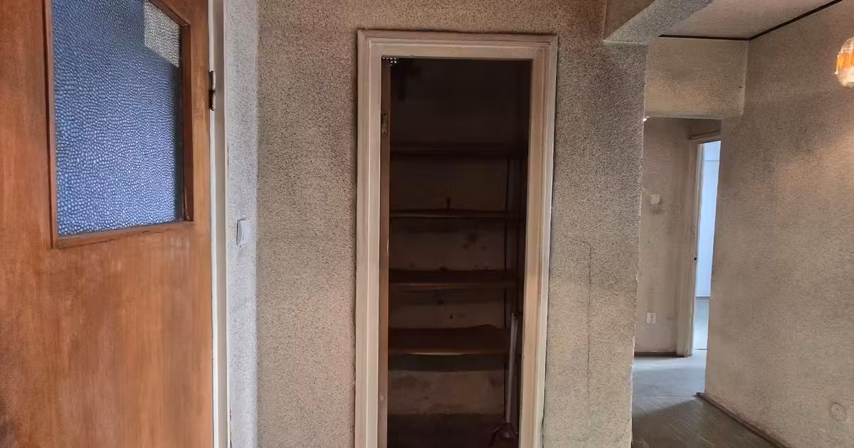 Apartament de vânzare cu 3 camere în zona Drumul Taberei, Sector 6