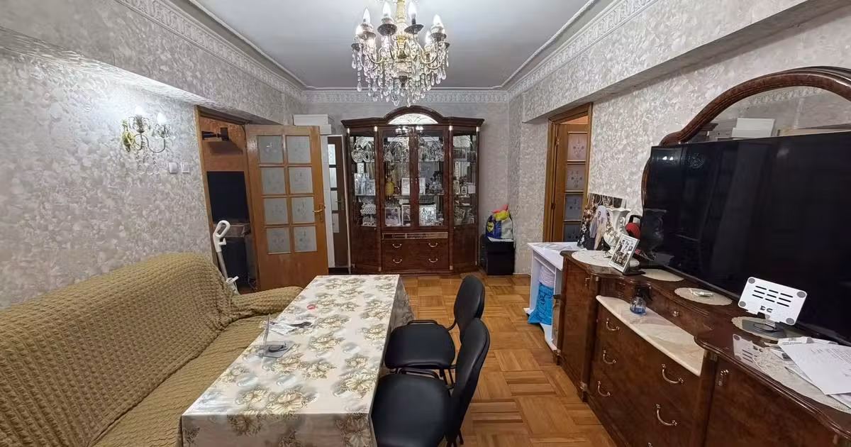 Apartament de vânzare cu 3 camere, mobilat în zona Tei, Sector 2