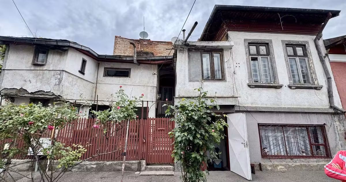 Casă individuală de vânzare cu 6 camere în zona Titulescu, Sector 1