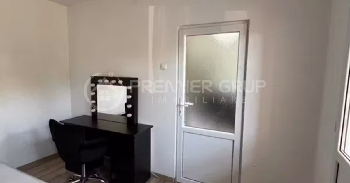 Apartament de vânzare cu 2 camere în zona Podu Roș, Iași