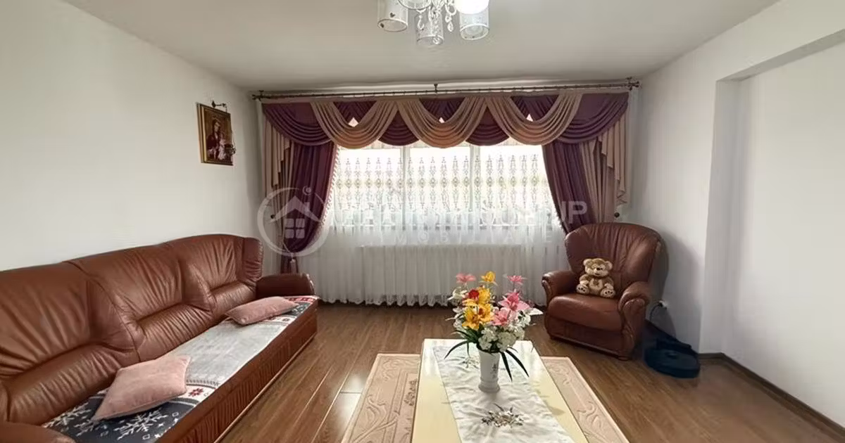 Apartament de vânzare cu 2 camere în zona Bucium, Iași