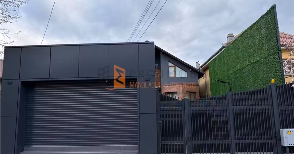 Casă individuală de vânzare cu 6 camere în zona 1 Decembrie, Buzău