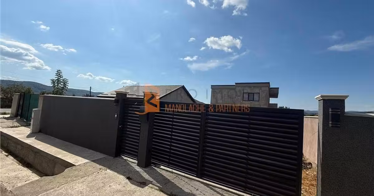 Casă individuală de vânzare cu 4 camere în Pleșești (Berca)