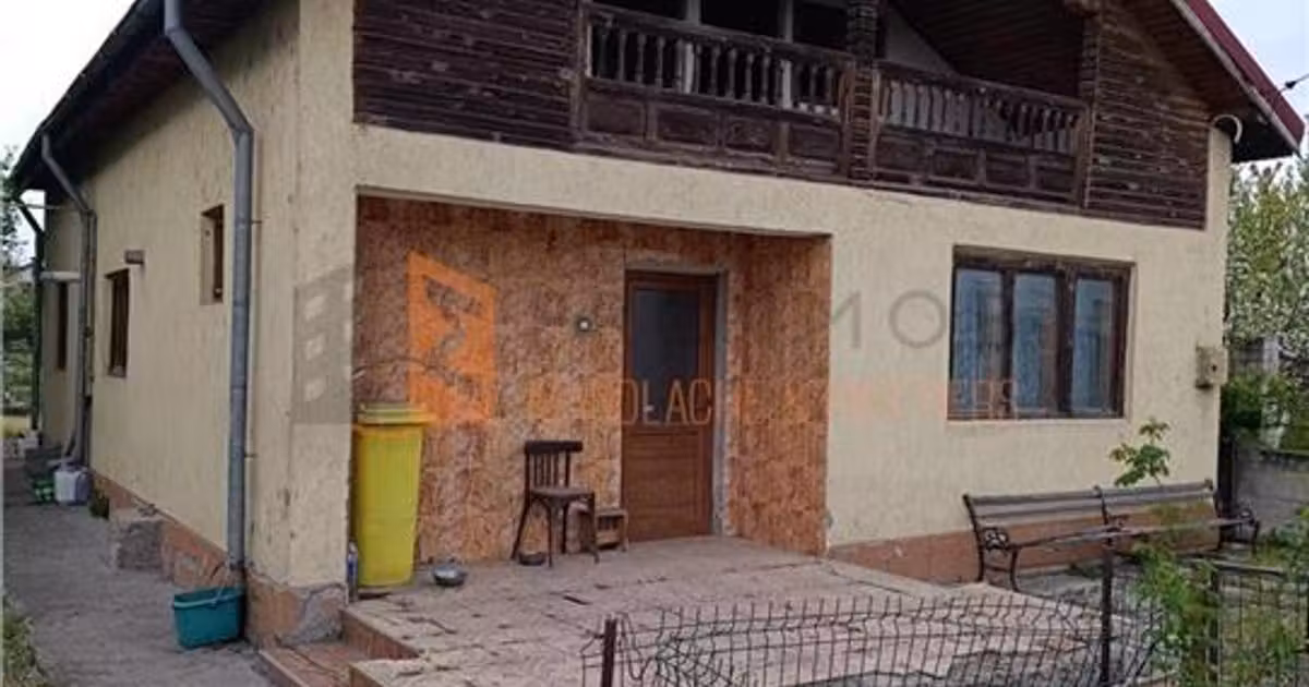 Casă individuală de vânzare cu 3 camere, mobilată în Spătaru