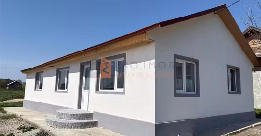 Casă Gălbinași