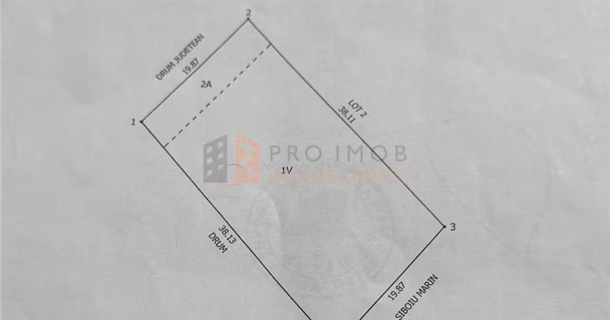 Teren intravilan de vânzare de 745 mp, în Dealu Viei