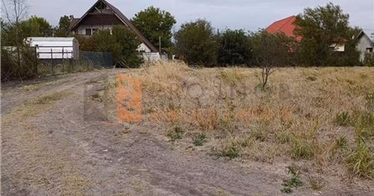 Teren Construcții extravilan de vânzare de 3677 mp, în Costești