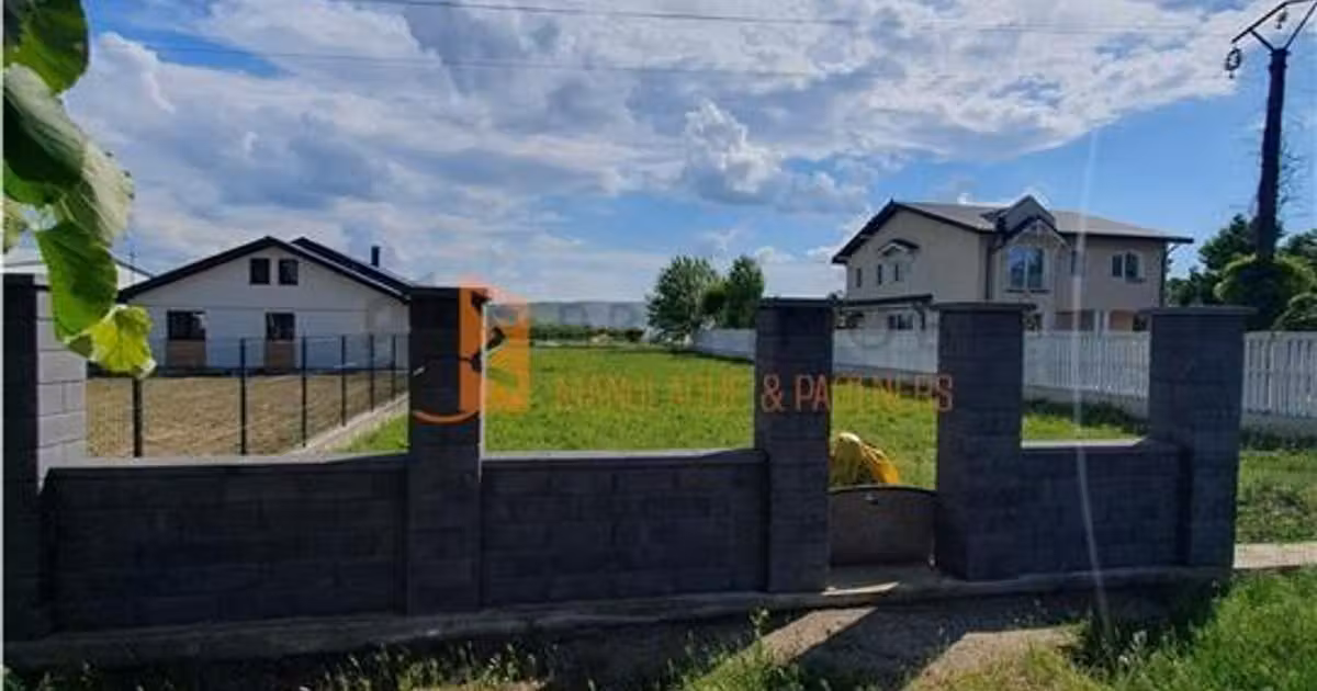 Teren Construcții intravilan de vânzare de 1000 mp, în Vernești