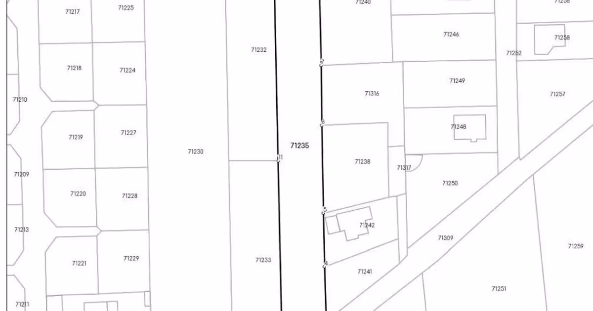 Teren Construcții intravilan de vânzare de 3006 mp, în Brănești