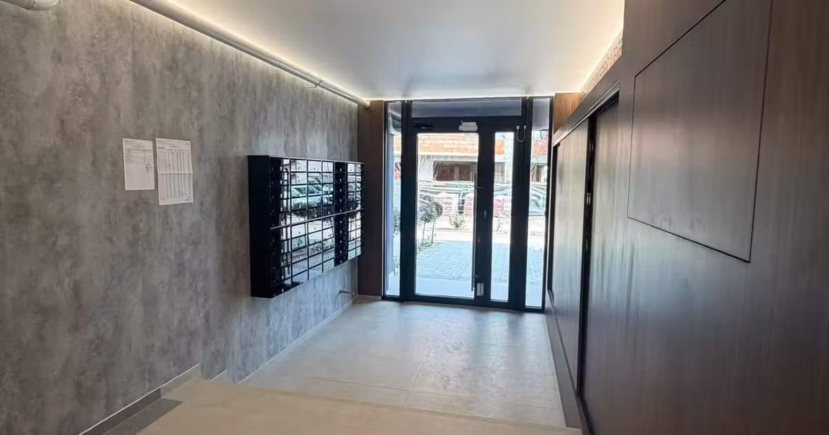 Apartament de vânzare cu 2 camere în zona Militari, Sector 6