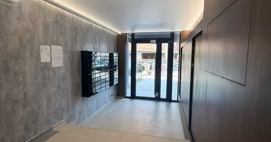 Apartament Militari
