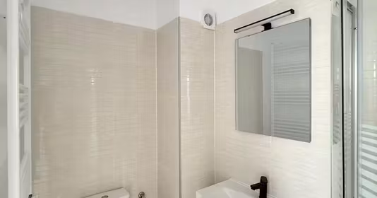 Apartament Militari