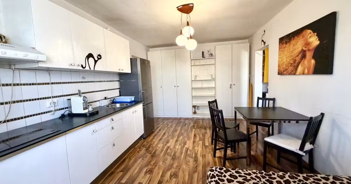 Apartament de vânzare cu 2 camere în zona Turda, Sector 1