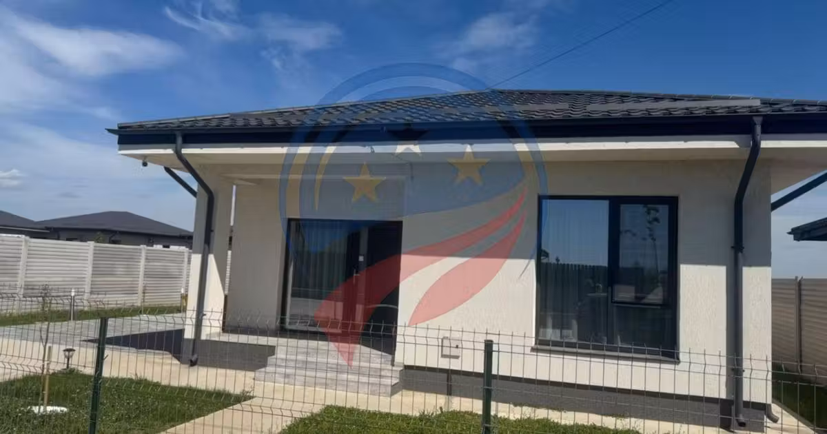 Casă de vânzare cu 3 camere în Cârcea