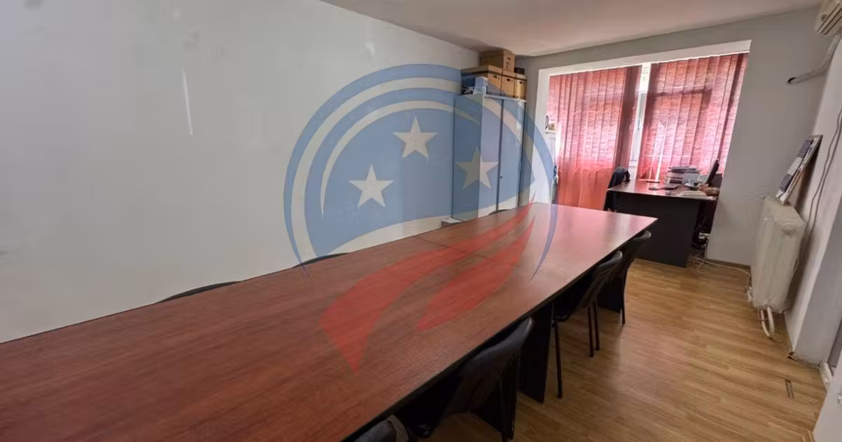 Apartament de vânzare cu 2 camere în zona Calea București, Craiova