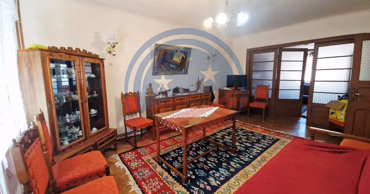 Casă individuală de vânzare cu 5 camere, mobilată în zona 1 Mai, Craiova