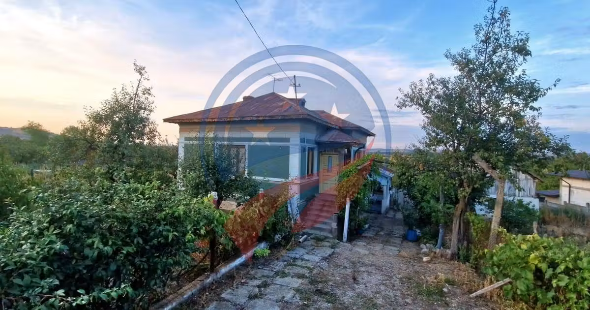 Casă individuală de vânzare cu 3 camere, mobilată în Scăești