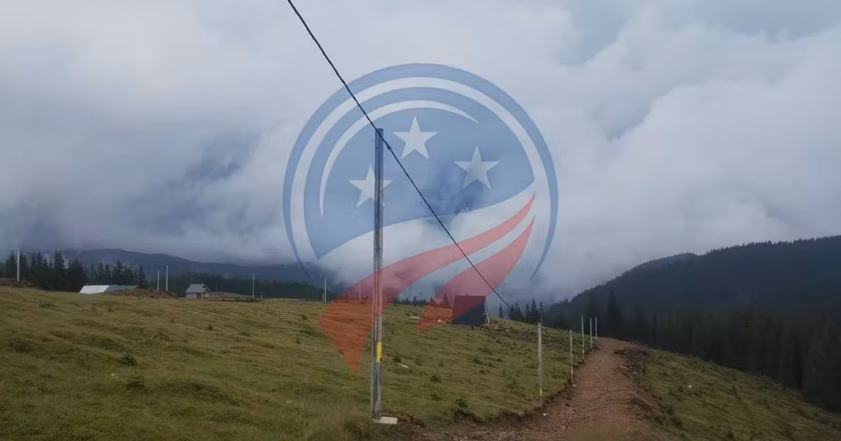 Teren Construcții intravilan de vânzare de 1000 mp, în Horezu