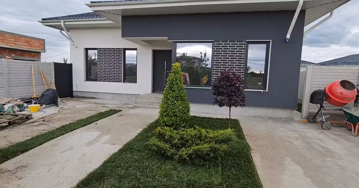 Casă individuală de vânzare cu 4 camere în Balotești