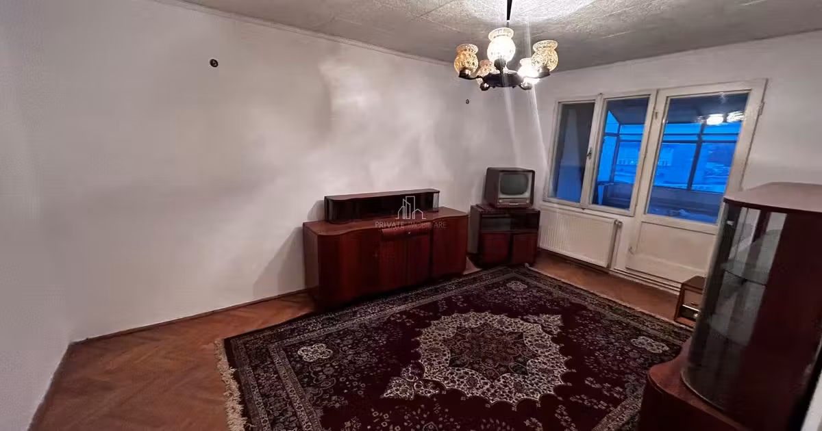 Apartament de vânzare cu 4 camere, mobilat în Sighișoara
