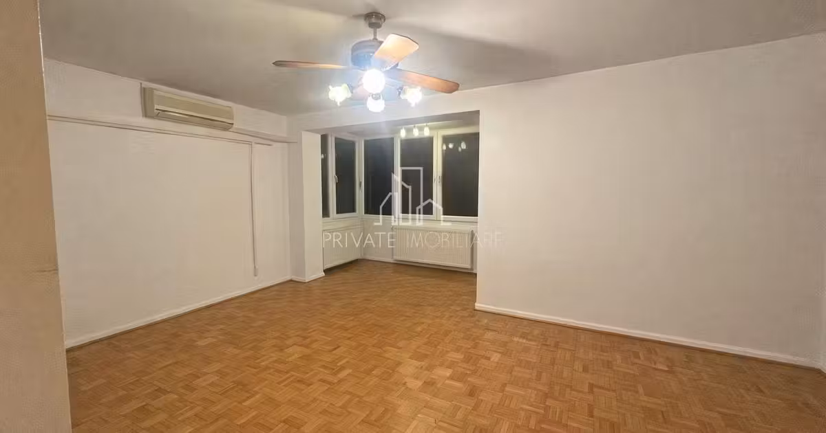 Apartament de vânzare cu 3 camere în zona Tudor, Târgu Mureș