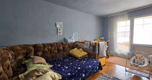Apartament Est