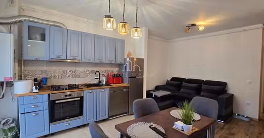 Apartament Est
