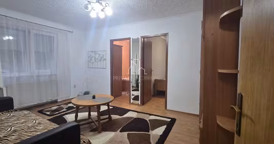Apartament Est