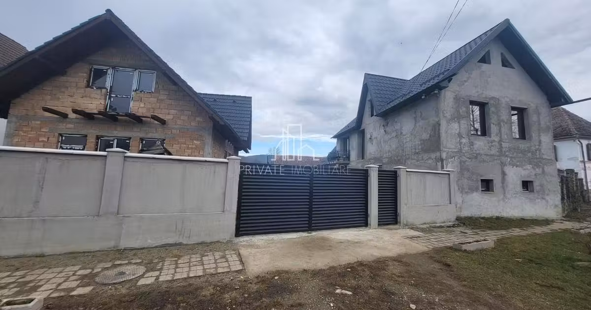 Casă individuală de vânzare cu 3 camere, mobilată în Brădeni