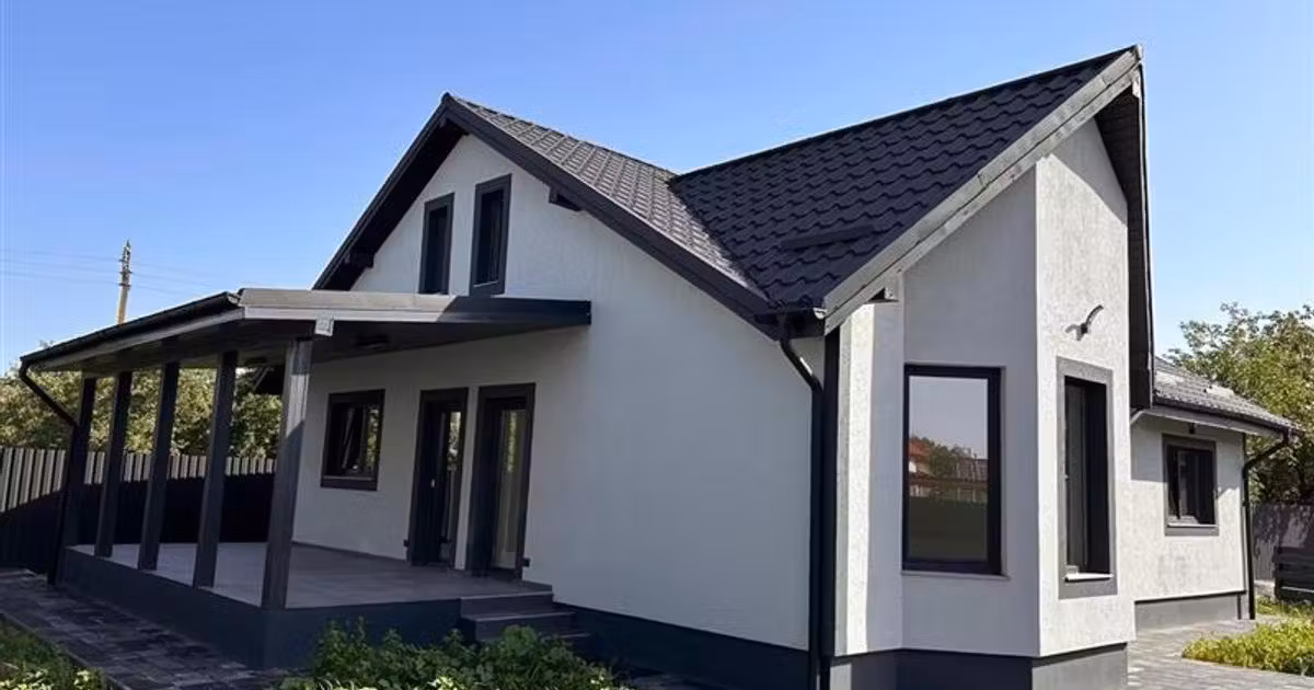 Casă individuală de vânzare cu 3 camere în zona Letea, Bacău