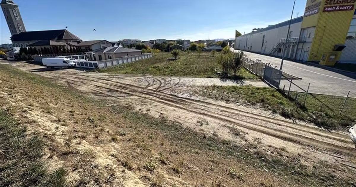 Teren Construcții intravilan de vânzare de 669 mp, în zona Nord, Bacău